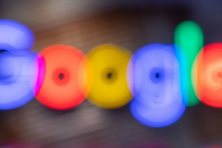Weekly Global Issues Review: US Interest Rates, Big Tech Earnings, and AI Trends